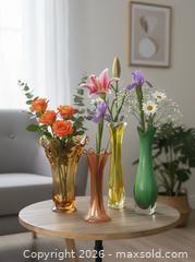 MaxSold Auction: Set of Four Vintage Art Glass Bud Vases – Murano & Carnival Glass - Oshawa (Ontario, Canada) SELLER MANAGED Downsizing Online Auction - Arthur Street Arthur