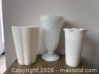 MaxSold Auction: Seven Piece Milk Glass Floral Vase & Bowl Lot - Oshawa (Ontario, Canada) SELLER MANAGED Downsizing Online Auction - Arthur Street Arthur