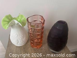 MaxSold Auction: Three-Piece Mid-Century & Art Glass Vase Lot - Oshawa (Ontario, Canada) SELLER MANAGED Downsizing Online Auction - Arthur Street Arthur