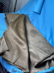 MaxSold Auction: Bronze coloured fabric - Toronto (Ontario, Canada) PARTNER MANAGED Estate Sale Online Auction - Arlene Crescent