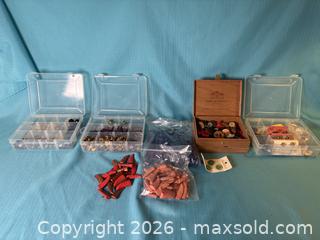 MaxSold Auction: Button lot 3  - Toronto (Ontario, Canada) PARTNER MANAGED Estate Sale Online Auction - Arlene Crescent