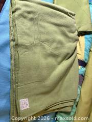 MaxSold Auction: Green Fabric - Toronto (Ontario, Canada) PARTNER MANAGED Estate Sale Online Auction - Arlene Crescent