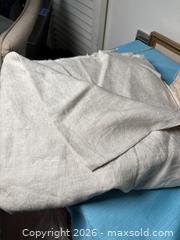 MaxSold Auction: Linen coloured fabric - Toronto (Ontario, Canada) PARTNER MANAGED Estate Sale Online Auction - Arlene Crescent