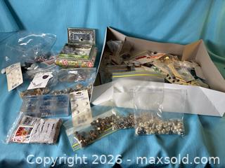 MaxSold Auction: More buttons - Toronto (Ontario, Canada) PARTNER MANAGED Estate Sale Online Auction - Arlene Crescent