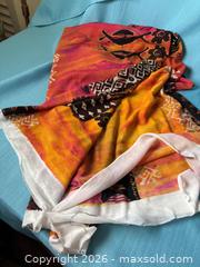 MaxSold Auction: Orange and coral fabric - Toronto (Ontario, Canada) PARTNER MANAGED Estate Sale Online Auction - Arlene Crescent