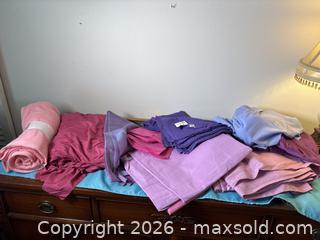 MaxSold Auction: Pink and Purple Fabric - Toronto (Ontario, Canada) PARTNER MANAGED Estate Sale Online Auction - Arlene Crescent