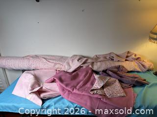 MaxSold Auction: Pretty in pink (fabric) - Toronto (Ontario, Canada) PARTNER MANAGED Estate Sale Online Auction - Arlene Crescent