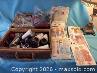 MaxSold Auction: Sewing lot - Toronto (Ontario, Canada) PARTNER MANAGED Estate Sale Online Auction - Arlene Crescent