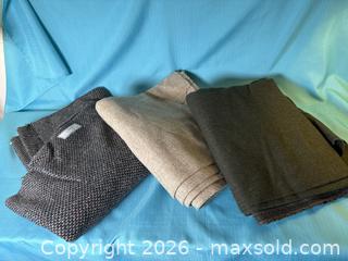 MaxSold Auction: Tweed Fabric - Toronto (Ontario, Canada) PARTNER MANAGED Estate Sale Online Auction - Arlene Crescent