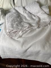 MaxSold Auction: White Material - Toronto (Ontario, Canada) PARTNER MANAGED Estate Sale Online Auction - Arlene Crescent