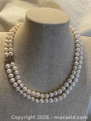 MaxSold Auction: Freshwater Pearl Choker Necklace, 16 in - Toronto (Ontario, Canada) SELLER MANAGED Downsizing Online Auction - O'connor Drive (CONDO)