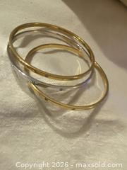 MaxSold Auction: Set of 3 Stackable Bangle Bracelets - Toronto (Ontario, Canada) SELLER MANAGED Downsizing Online Auction - O'connor Drive (CONDO)