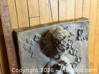 MaxSold Auction: Fountain Garden Wall - Hamilton (Ontario, Canada) SELLER MANAGED Estate Sale Online Auction - Gertrude Street