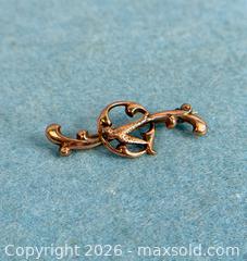 MaxSold Auction: Victorian 9ct Gold Swallow Bar Brooch - Hamilton (Ontario, Canada) SELLER MANAGED Estate Sale Online Auction - Gertrude Street
