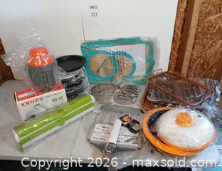 MaxSold Auction: Baking & Prep Essentials - Unused - Fremont (California, USA) PARTNER MANAGED Estate Sale Online Auction - Las Palmas Avenue