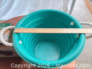 MaxSold Auction: Beach Day! Collapsible Wagon, Grill and Tub - Fremont (California, USA) PARTNER MANAGED Estate Sale Online Auction - Las Palmas Avenue