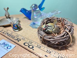 MaxSold Auction: Birds! - Fremont (California, USA) PARTNER MANAGED Estate Sale Online Auction - Las Palmas Avenue