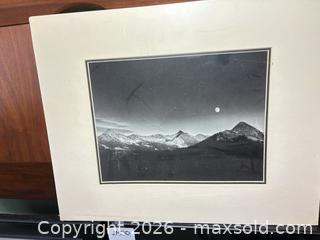 MaxSold Auction: Black-and-White Photography - Fremont (California, USA) PARTNER MANAGED Estate Sale Online Auction - Las Palmas Avenue