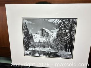 MaxSold Auction: Black-and-White Photography - Fremont (California, USA) PARTNER MANAGED Estate Sale Online Auction - Las Palmas Avenue