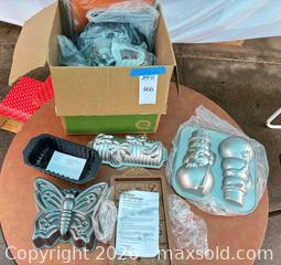 MaxSold Auction: Bread and Cake Molds - Unused - Fremont (California, USA) PARTNER MANAGED Estate Sale Online Auction - Las Palmas Avenue