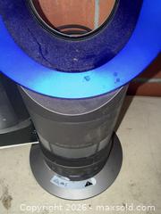 MaxSold Auction: Dyson AM 04 Heater/ Table Fan  - Fremont (California, USA) PARTNER MANAGED Estate Sale Online Auction - Las Palmas Avenue