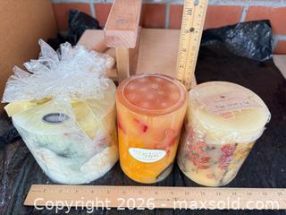 MaxSold Auction: Flower Press & Botanical Candles  - Fremont (California, USA) PARTNER MANAGED Estate Sale Online Auction - Las Palmas Avenue