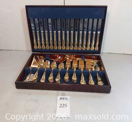 MaxSold Auction: Gold Toned Stainless Steel Dining Flatware - Fremont (California, USA) PARTNER MANAGED Estate Sale Online Auction - Las Palmas Avenue