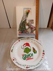 MaxSold Auction: Jim Shore Collection plus Grinch - Fremont (California, USA) PARTNER MANAGED Estate Sale Online Auction - Las Palmas Avenue