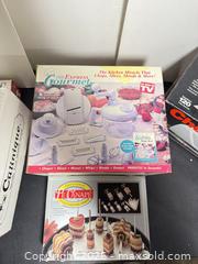 MaxSold Auction: Kitchen Gadgets & Accessories  - Fremont (California, USA) PARTNER MANAGED Estate Sale Online Auction - Las Palmas Avenue