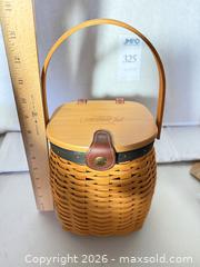 MaxSold Auction: Longaberger Collector’s Club Member Baskets - Fremont (California, USA) PARTNER MANAGED Estate Sale Online Auction - Las Palmas Avenue