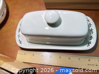 MaxSold Auction: Longaberger "Holly" Pottery Dishes - New - Fremont (California, USA) PARTNER MANAGED Estate Sale Online Auction - Las Palmas Avenue