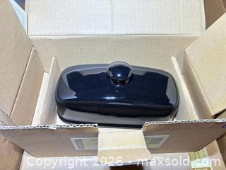 MaxSold Auction: Longaberger Pottery Lot - HUGE! - Fremont (California, USA) PARTNER MANAGED Estate Sale Online Auction - Las Palmas Avenue