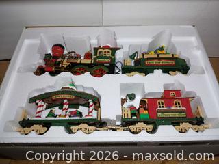 MaxSold Auction: New Bright Holiday Express Animated Train Set Collection - Fremont (California, USA) PARTNER MANAGED Estate Sale Online Auction - Las Palmas Avenue