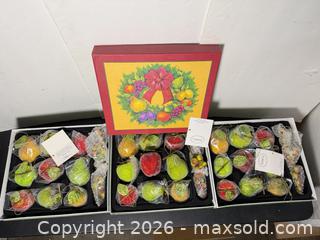 MaxSold Auction: Valerie Parr Beaded Christmas Decor   - Fremont (California, USA) PARTNER MANAGED Estate Sale Online Auction - Las Palmas Avenue