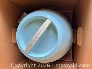 MaxSold Auction: Vintage GE portable professional hairdryer - Fremont (California, USA) PARTNER MANAGED Estate Sale Online Auction - Las Palmas Avenue