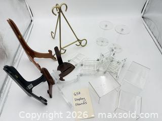 MaxSold Auction: Display Stand Bundle - Bremerton (Washington, USA) SELLER MANAGED Estate Sale Online Auction - Burwell Street