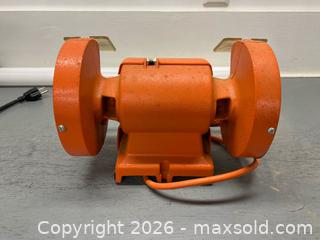 MaxSold Auction: Black & Decker 6 in Bench Grinder, Corded Electric - Wilmot (Ontario, Canada) PARTNER MANAGED Estate Sale Online Auction - Summit Crescent