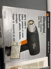 MaxSold Auction: Black & Decker Heat 'N Strip 9752-04 Heat Gun 120V 1400W - Wilmot (Ontario, Canada) PARTNER MANAGED Estate Sale Online Auction - Summit Crescent