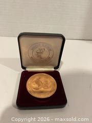 MaxSold Auction: Canadian Oldtimers Hockey Association Bronze Medallion - Wilmot (Ontario, Canada) PARTNER MANAGED Estate Sale Online Auction - Summit Crescent