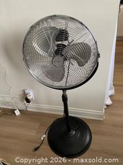 MaxSold Auction: Penguin Pedestal Stand Fan, 3-Speed, Corded Electric - Wilmot (Ontario, Canada) PARTNER MANAGED Estate Sale Online Auction - Summit Crescent