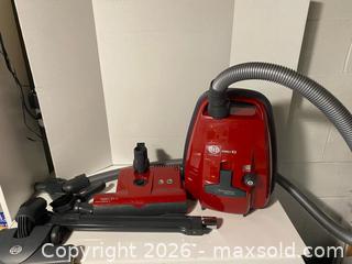 MaxSold Auction: SEBO Red AIRBELT Premium K3 Canister w/ ET-1 Power Head & Extras - Wilmot (Ontario, Canada) PARTNER MANAGED Estate Sale Online Auction - Summit Crescent