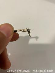 MaxSold Auction: Sterling Silver .925 Bracelet from Israel - Wilmot (Ontario, Canada) PARTNER MANAGED Estate Sale Online Auction - Summit Crescent