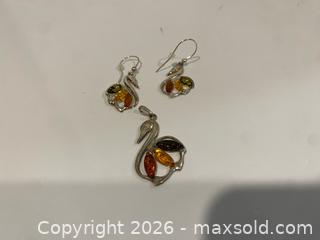 MaxSold Auction: Sterling Silver Swan Pendant and Fish Hook Earrings Set - Wilmot (Ontario, Canada) PARTNER MANAGED Estate Sale Online Auction - Summit Crescent