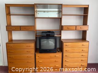 MaxSold Auction: Wall Unit with Drawers & Glass Cabinet - Wilmot (Ontario, Canada) PARTNER MANAGED Estate Sale Online Auction - Summit Crescent
