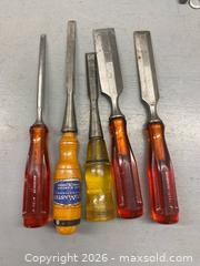 MaxSold Auction: Woodworking Chisels, 5-Piece Set - Wilmot (Ontario, Canada) PARTNER MANAGED Estate Sale Online Auction - Summit Crescent