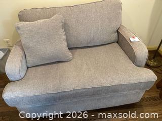 MaxSold Auction: Beige/Grey Synthetic Sleeper Sofa - Alexandria (Virginia, USA) SELLER MANAGED Downsizing Online Auction - Fort Worth Avenue