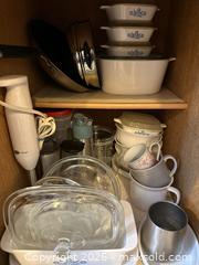 MaxSold Auction: Large Lot Mixed Glass & Ceramic Kitchenware, Corning & Cuisinart - Alexandria (Virginia, USA) SELLER MANAGED Downsizing Online Auction - Fort Worth Avenue