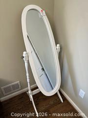 MaxSold Auction: White Free-Standing Cheval Mirror, Wood Frame - Alexandria (Virginia, USA) SELLER MANAGED Downsizing Online Auction - Fort Worth Avenue