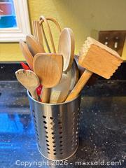 MaxSold Auction: 8-Piece Mixed Material Kitchen Utensil Set with Metal Holder - Orange (Texas, USA) SELLER MANAGED Estate Sale Online Auction - Camelot Street