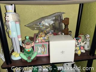 MaxSold Auction: Assorted Holiday Seasonal Decorations — Bunnies, Chicks, Baskets - Orange (Texas, USA) SELLER MANAGED Estate Sale Online Auction - Camelot Street